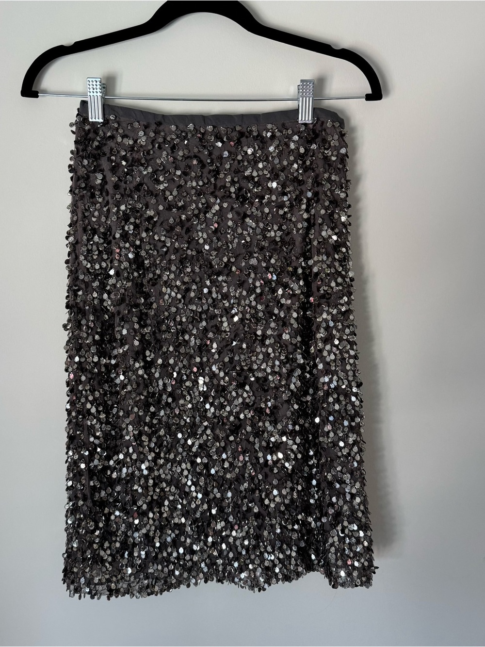 teri jon silver sequin skirt